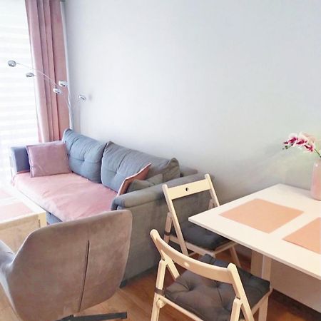 Apartament Poezja, Kasprowicza 20A 코워브제크 외부 사진